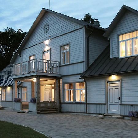 Meke Hotel Mustkalni Luaran gambar