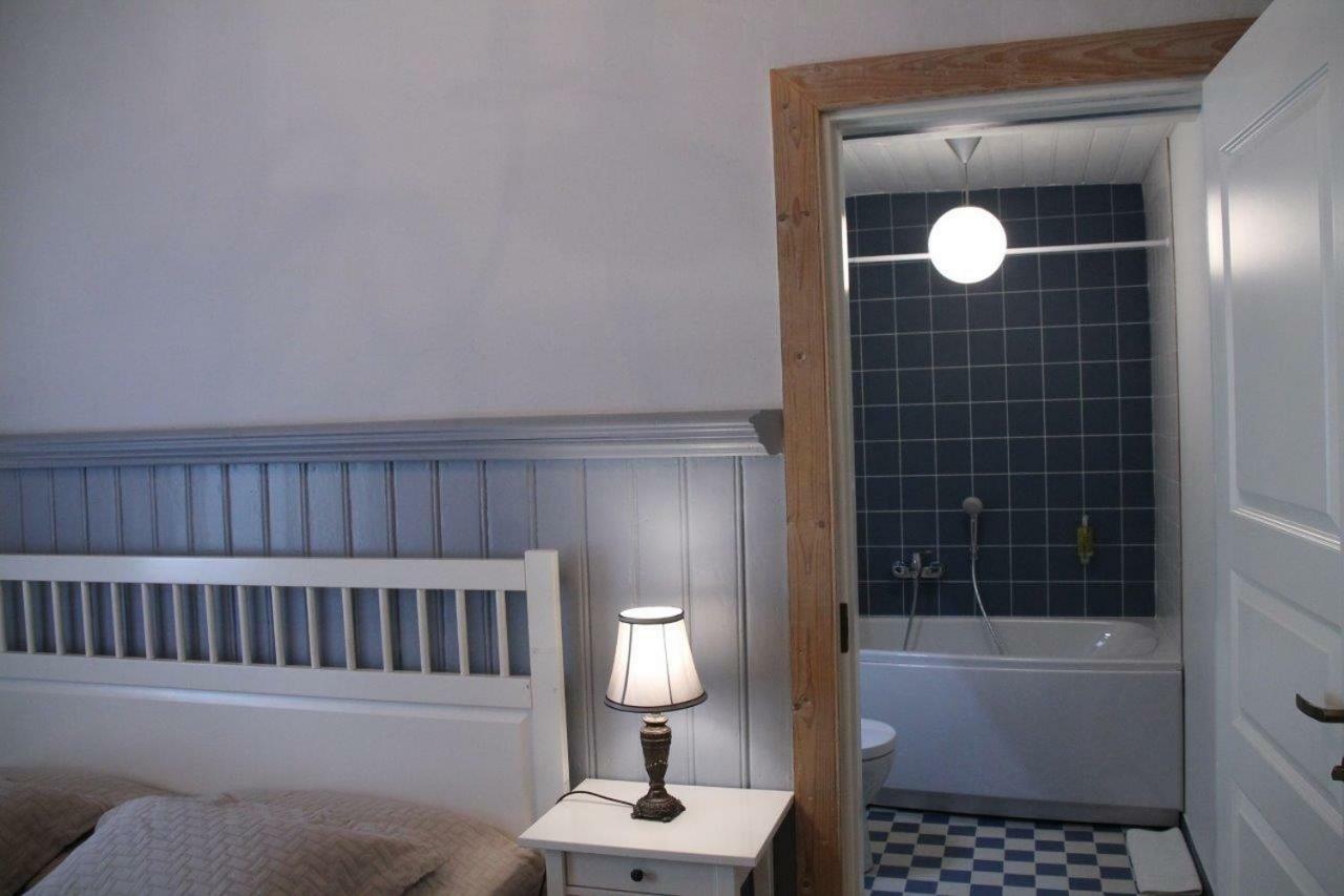 Meke Hotel Mustkalni Luaran gambar