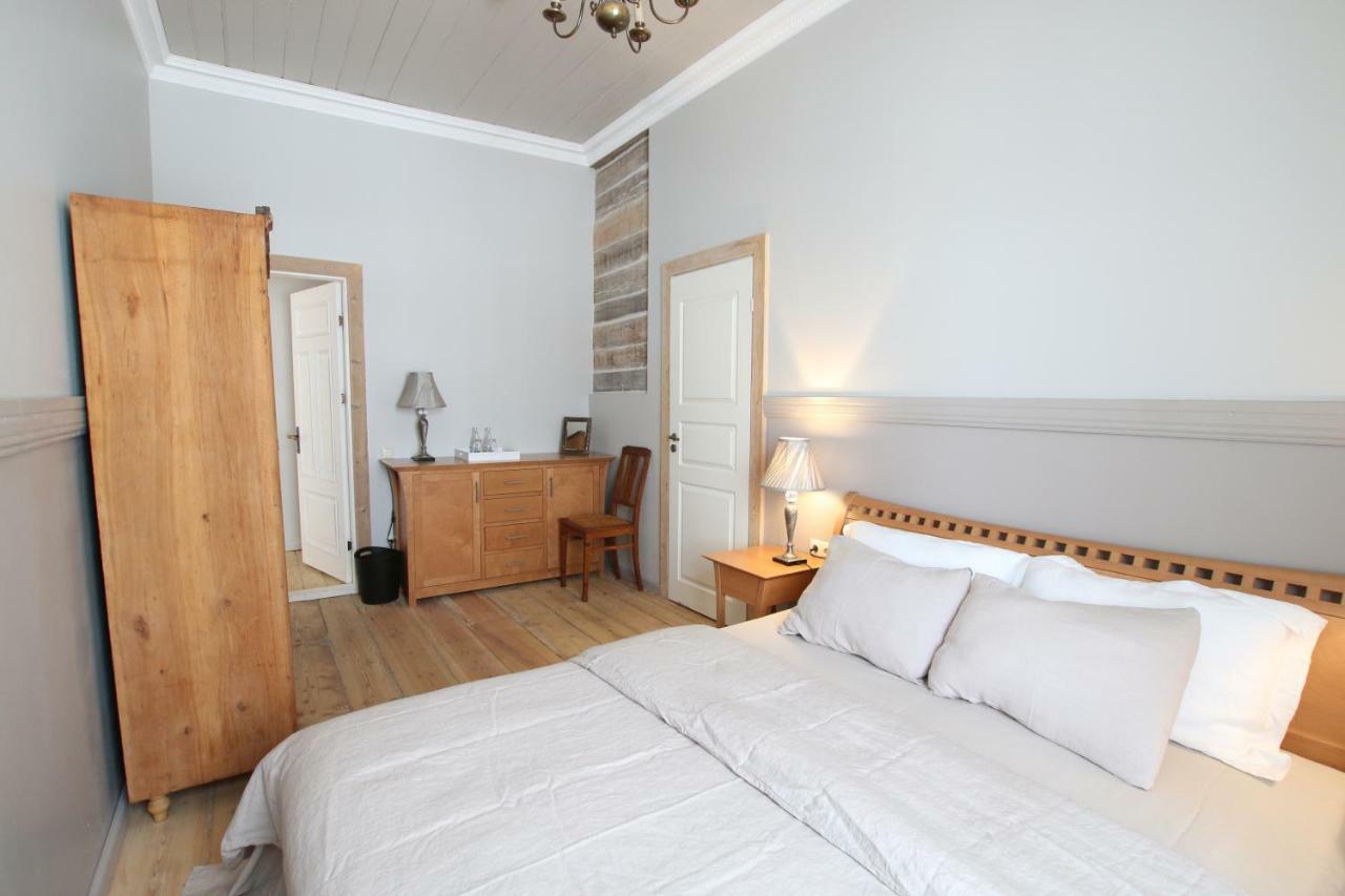 Meke Hotel Mustkalni Luaran gambar