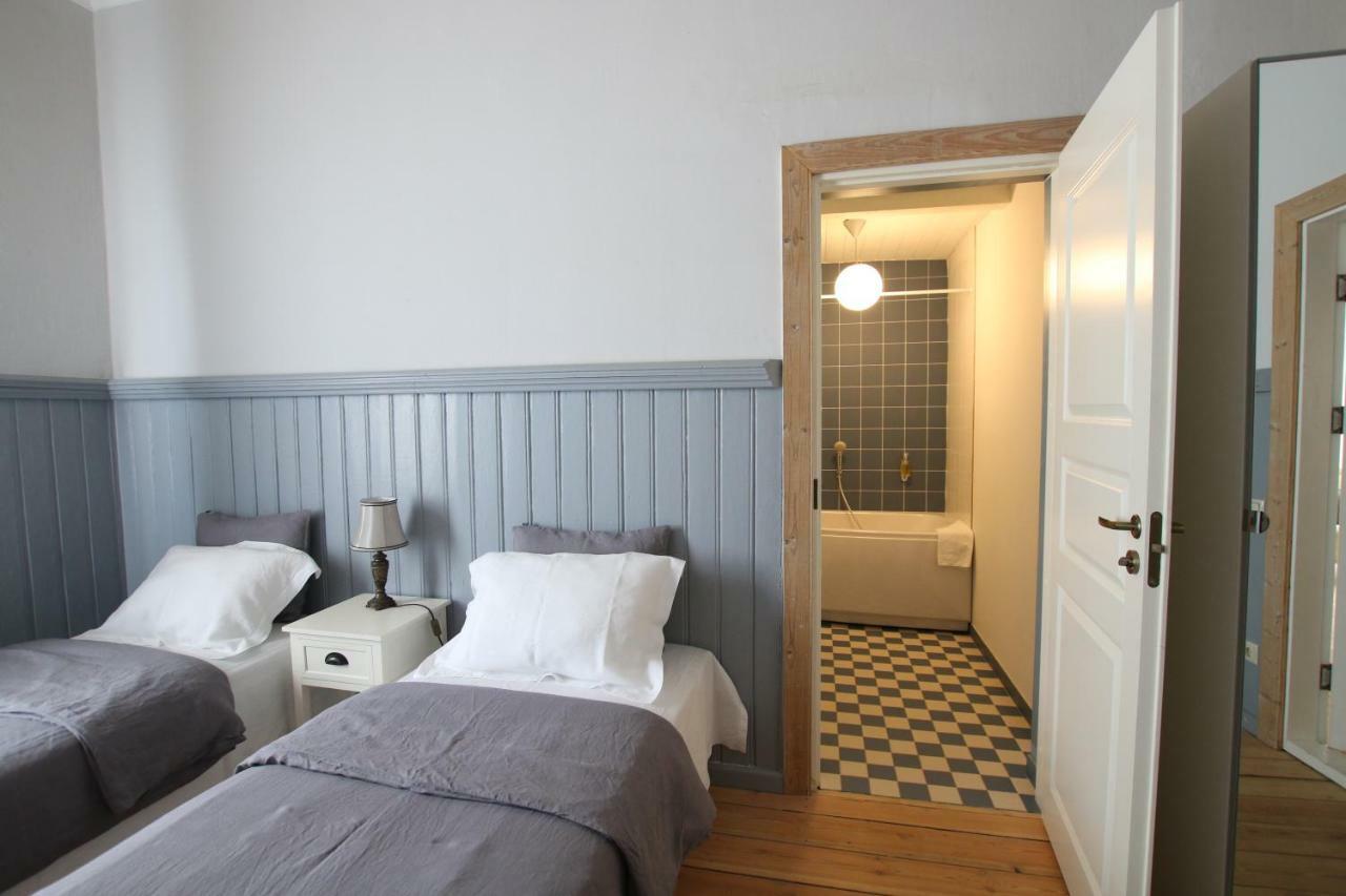 Meke Hotel Mustkalni Luaran gambar